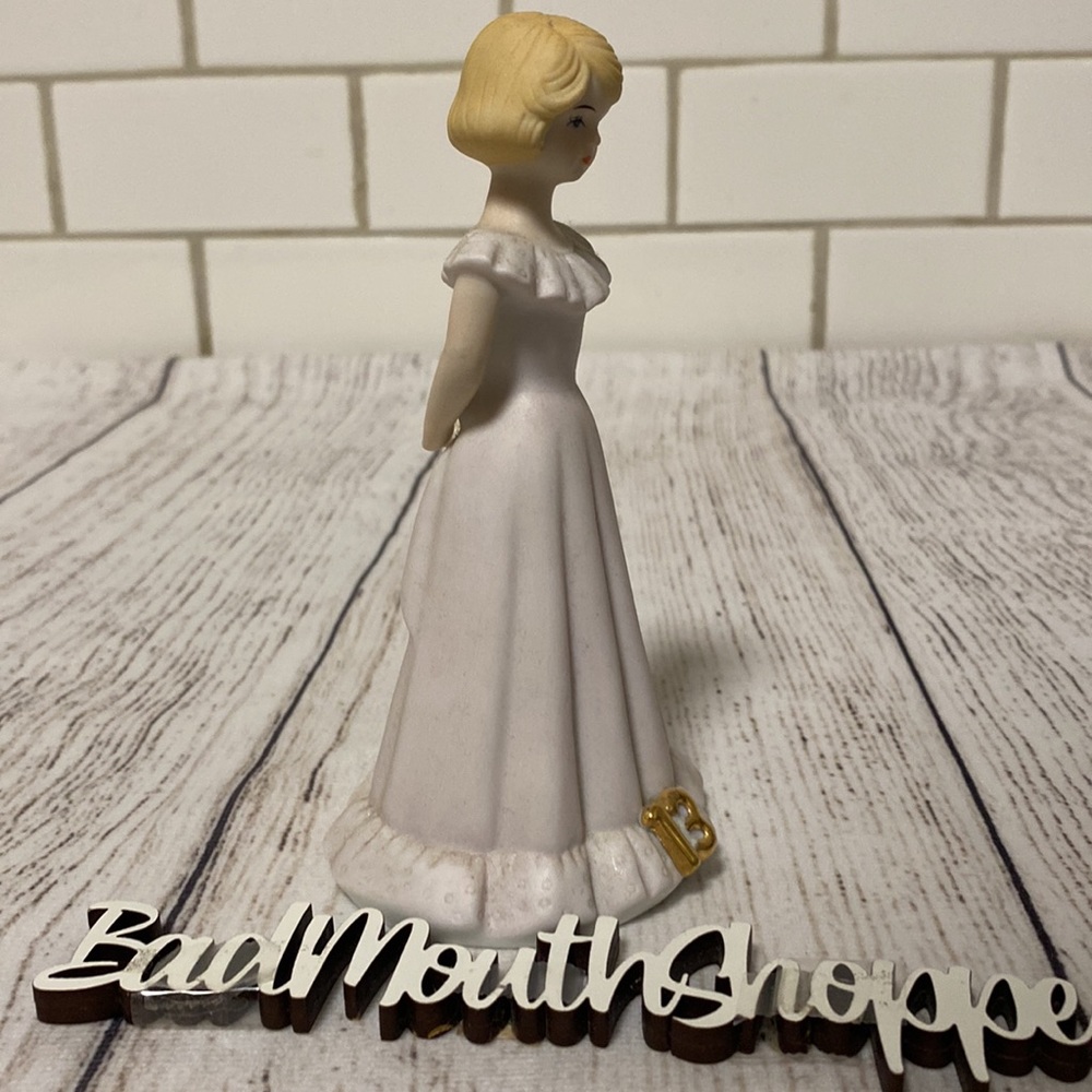 Vintage Enesco Growing Up Birthday Girls Porcelain Figurine - Blonde, 13 - Picture 2 of 8